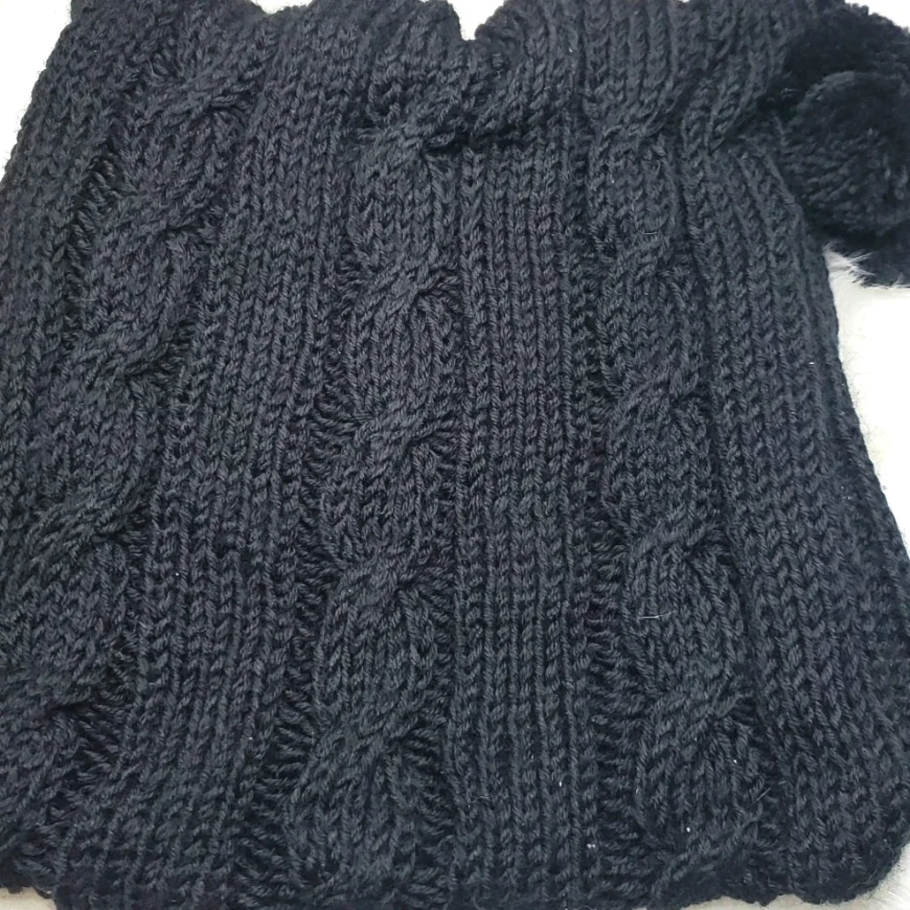 Vintage Sweater cable knit bag purse black pom pom